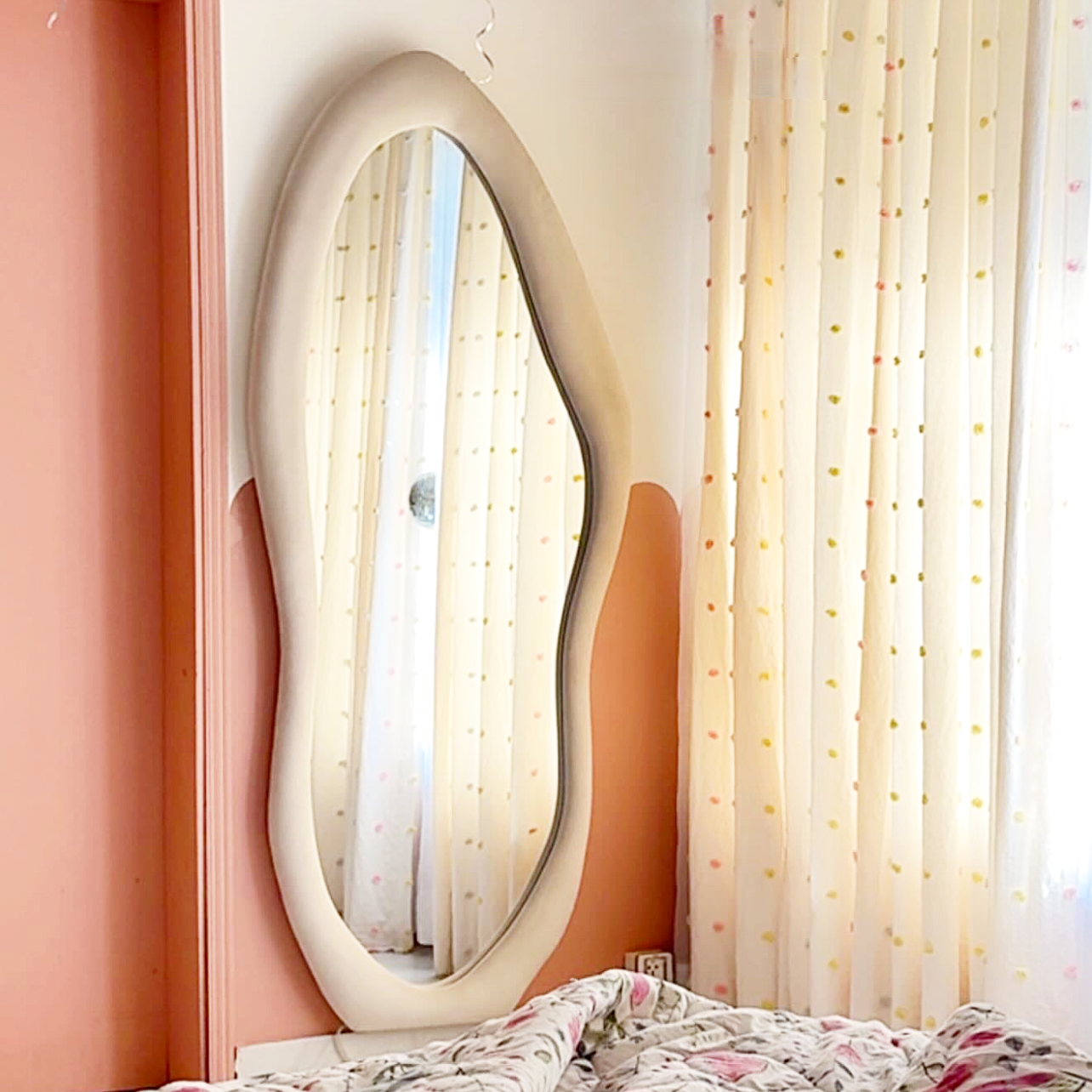 Jupiter Mirror – Velvet Border