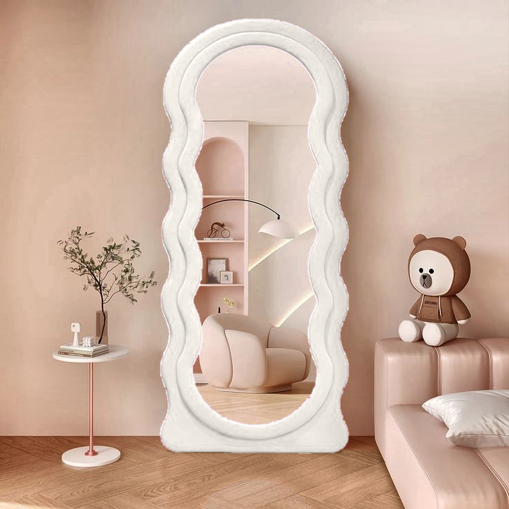 The Pluto — Statement Mirror