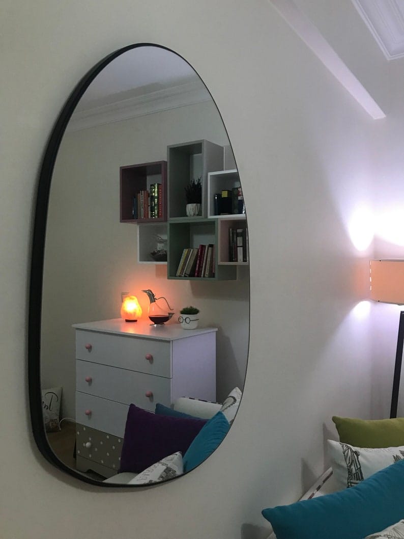 Amorph Wall Mirror – Modern Design