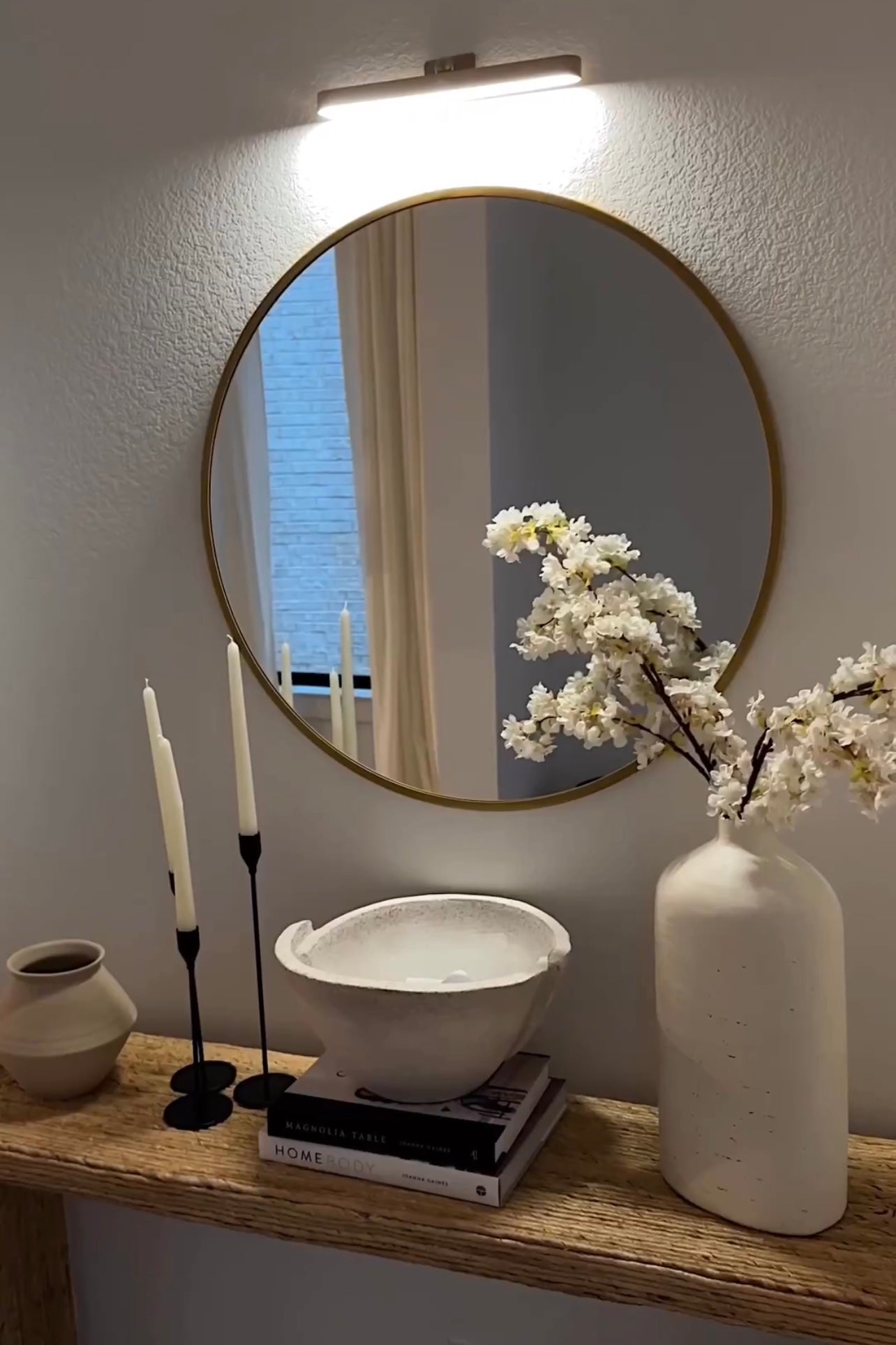 Celeste Modern - Round Wall Mirror